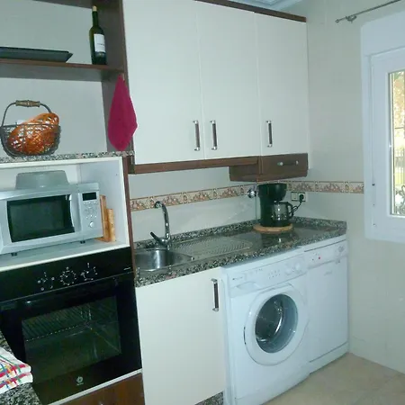 With 2 Bedrooms In Sevilla, With Wifi Lägenhet Sevilla